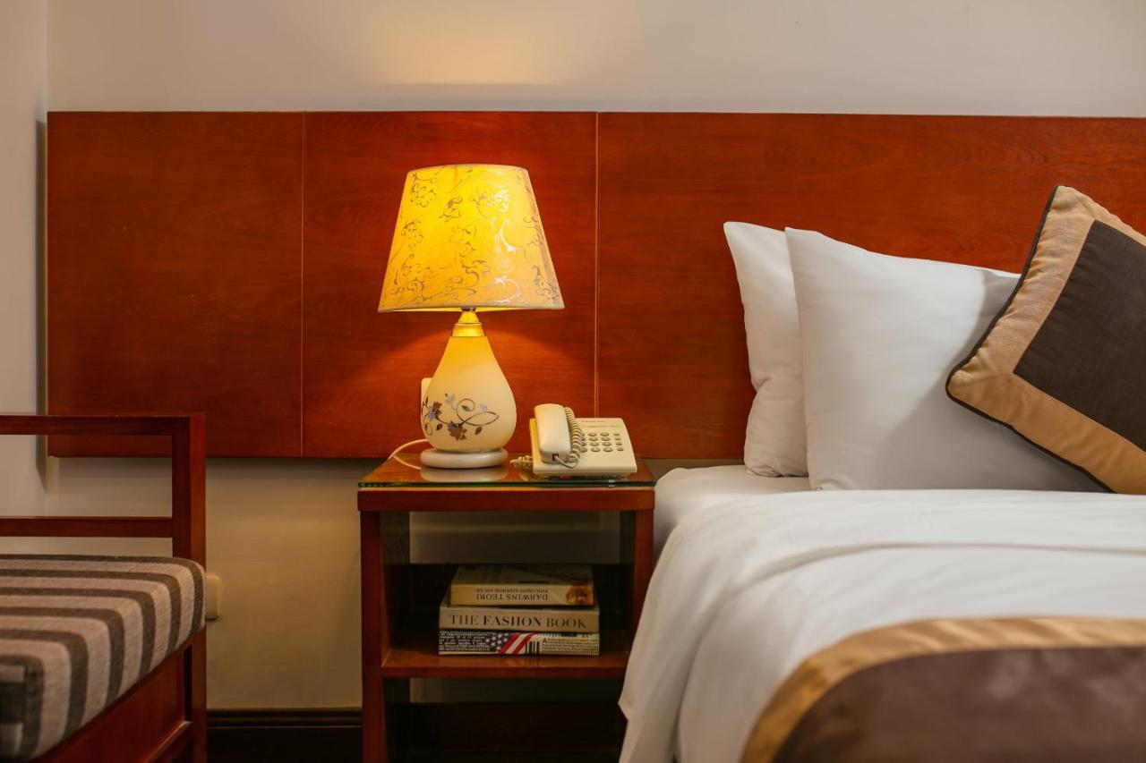 Bounty Hotel Hanoi Bagian luar foto