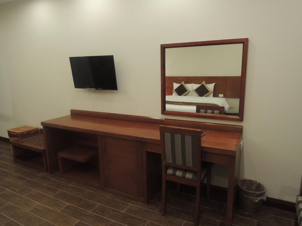 Bounty Hotel Hanoi Bagian luar foto